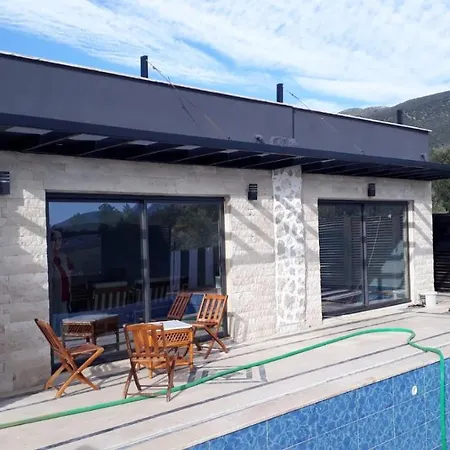 Serender Villa